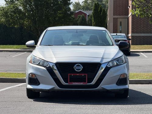 2020 Nissan Altima — photo 13