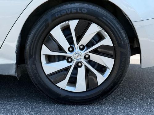2020 Nissan Altima — photo 30