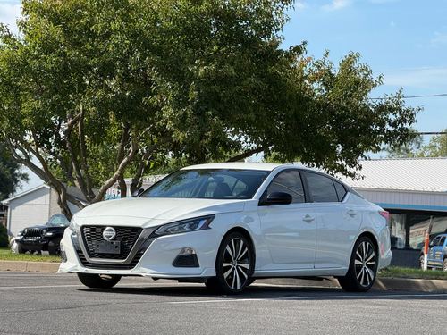 2020 Nissan Altima SR FWD — photo 3