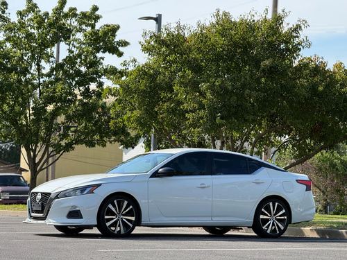 2020 Nissan Altima SR FWD — photo 4