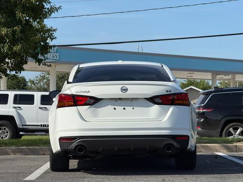 2020 Nissan Altima SR FWD — photo 8