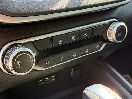 2020 Nissan Altima SR FWD — photo 26