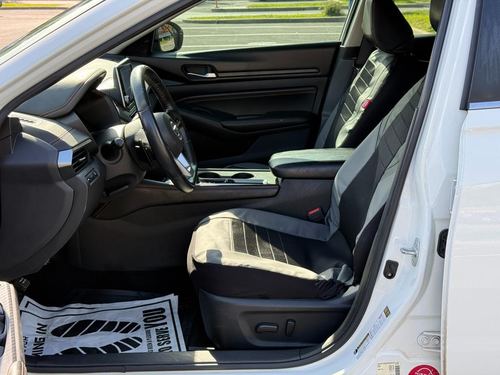 2020 Nissan Altima SR FWD — photo 27