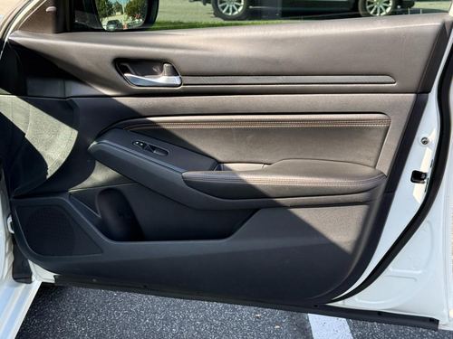 2020 Nissan Altima SR FWD — photo 37