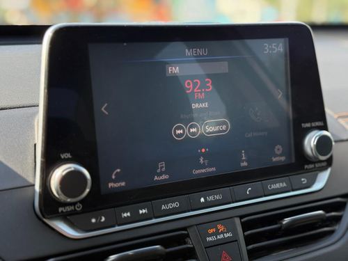 2020 Nissan Altima SR FWD — photo 40
