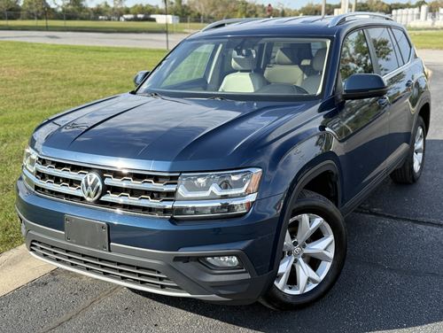2018 VW Atlas 3.6L SE — photo 2