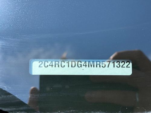 2021 Chrysler Voyager — photo 27