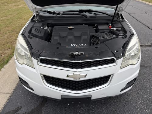 2010 Chevrolet Equinox — photo 3