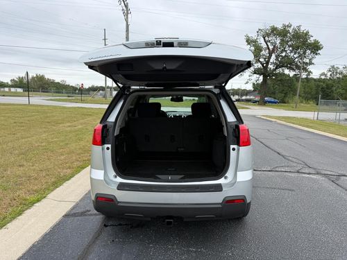 2011 GMC Terrain — photo 13