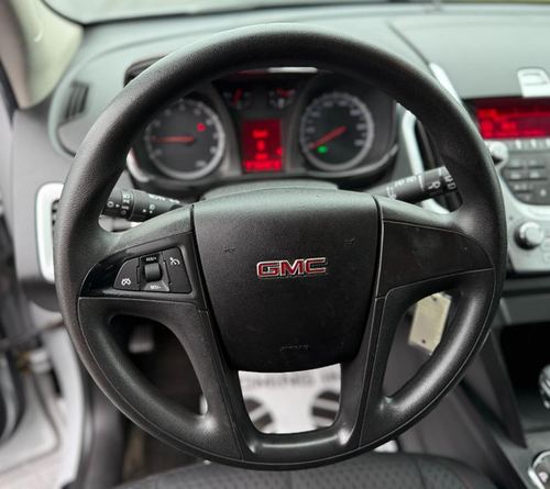 2011 GMC Terrain — photo 19