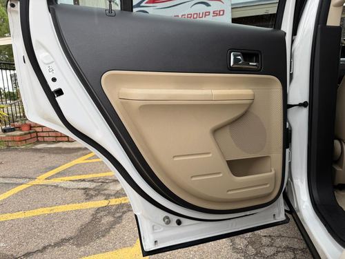 2010 Ford Edge — photo 27