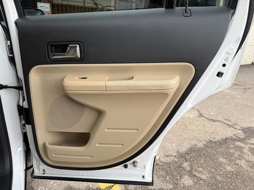 2010 Ford Edge — photo 28