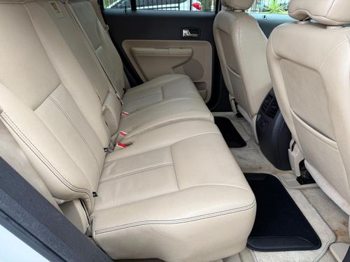 2010 Ford Edge — photo 23