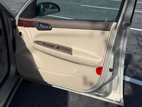 2008 Chevrolet Impala 2LT — photo 27