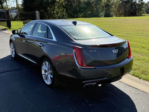 2019 Cadillac Xts — photo 10