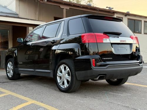 2017 GMC Terrain — photo 6