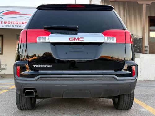2017 GMC Terrain — photo 8