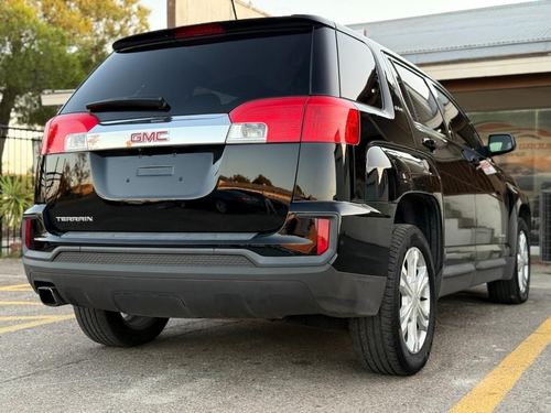2017 GMC Terrain — photo 9