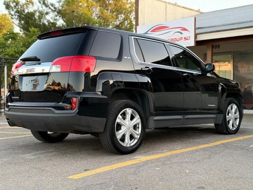 2017 GMC Terrain — photo 10