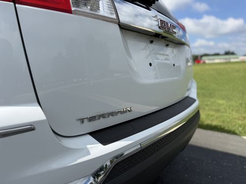 2017 GMC Terrain — photo 10
