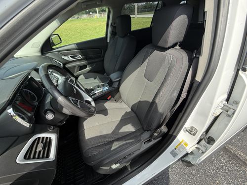 2017 GMC Terrain — photo 28