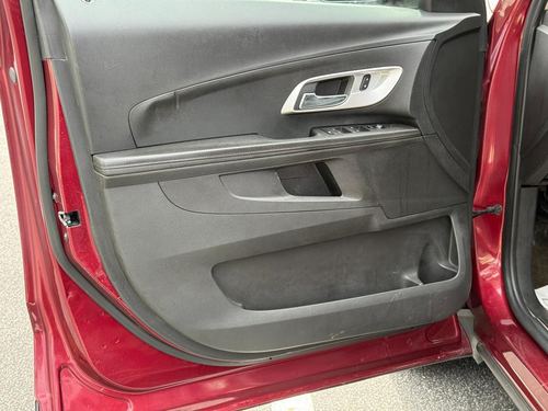 2017 Chevrolet Equinox — photo 21
