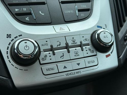 2017 Chevrolet Equinox — photo 38