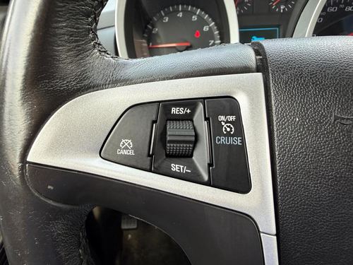 2017 Chevrolet Equinox LT / FL — photo 16