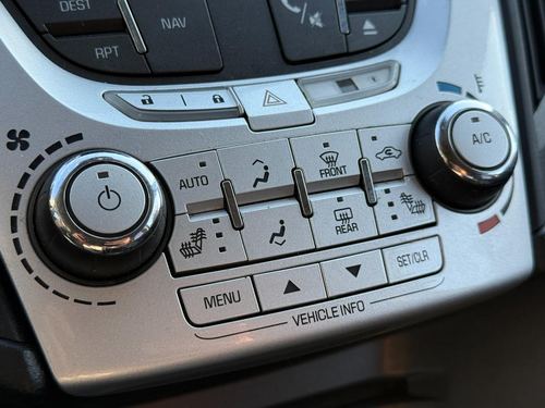 2013 Chevrolet Equinox — photo 25