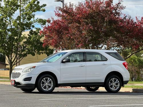 2017 Chevrolet Equinox — photo 12