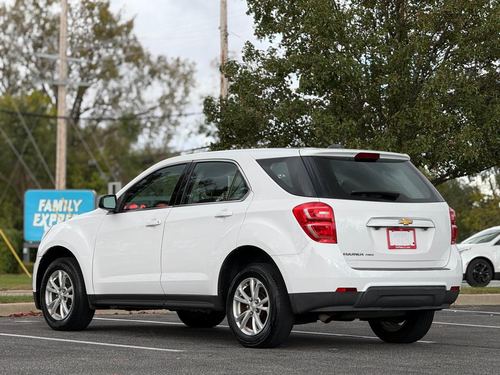 2017 Chevrolet Equinox — photo 11