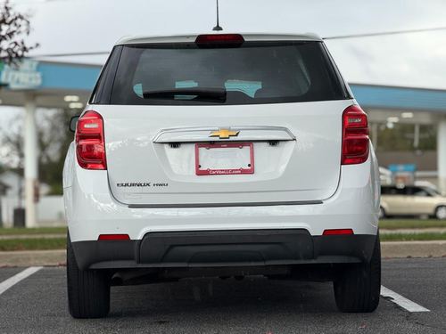 2017 Chevrolet Equinox — photo 9