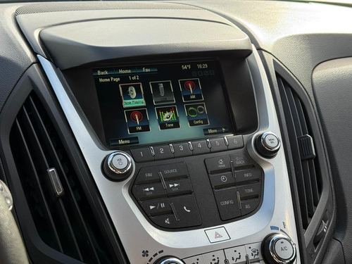 2017 Chevrolet Equinox — photo 21