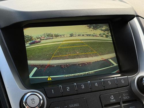 2017 Chevrolet Equinox — photo 23