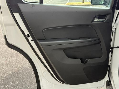 2017 Chevrolet Equinox — photo 30