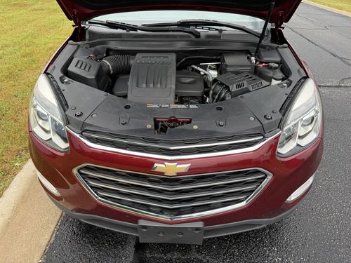 2017 Chevrolet Equinox — photo 2