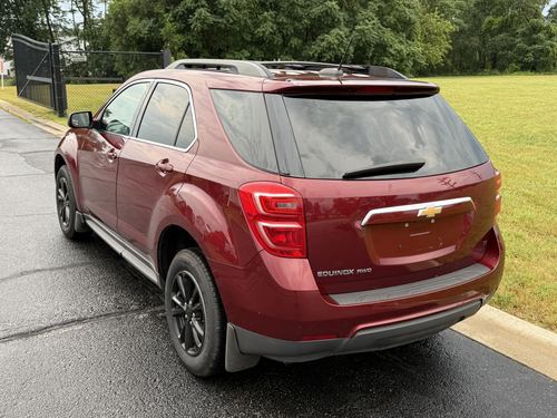 2017 Chevrolet Equinox — photo 10