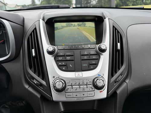 2017 Chevrolet Equinox — photo 24