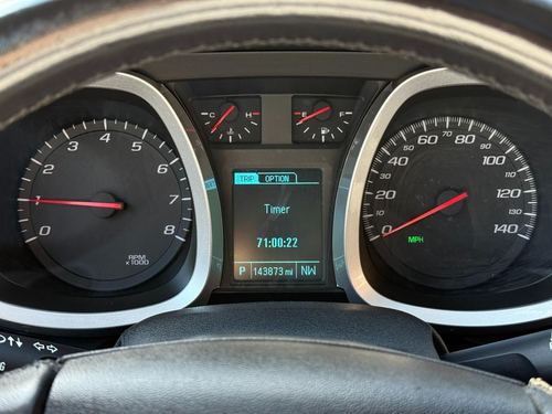 2016 Chevrolet Equinox LT — photo 11