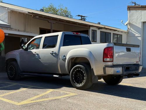 2007 GMC Sierra 1500 — photo 8