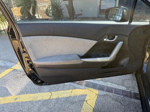 2014 Honda Civic — photo 17