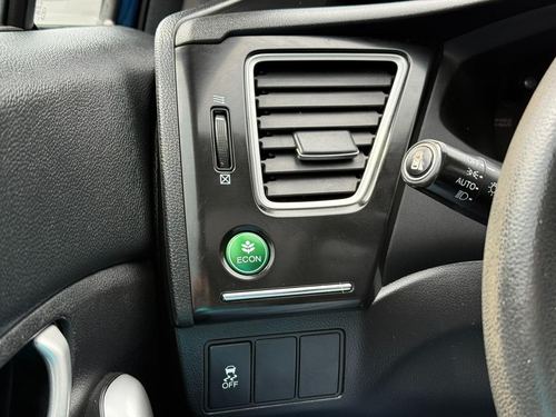 2015 Honda Civic — photo 31