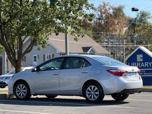 2014 Toyota Corolla — photo 10