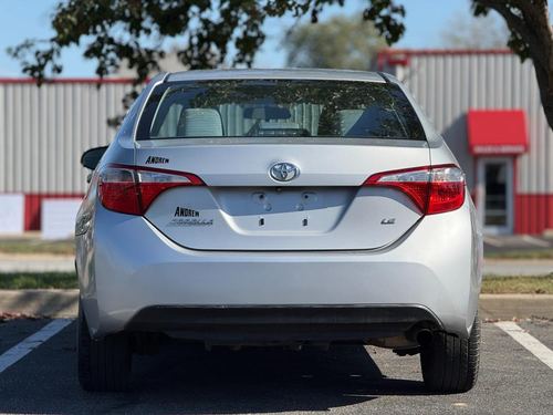2014 Toyota Corolla — photo 9