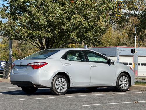 2014 Toyota Corolla — photo 8