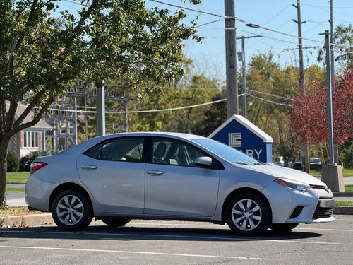 2014 Toyota Corolla — photo 5