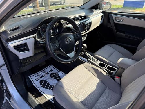 2014 Toyota Corolla — photo 16