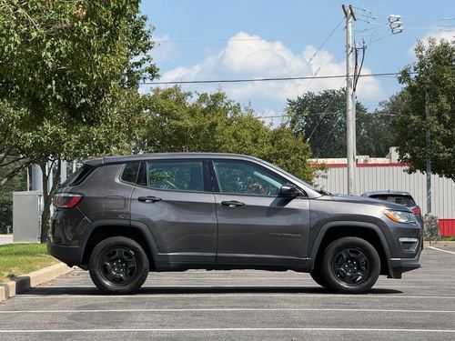2018 Jeep Compass — photo 10