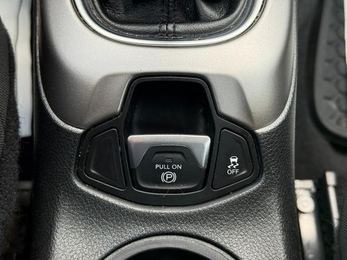 2018 Jeep Compass — photo 19