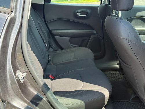 2018 Jeep Compass — photo 39